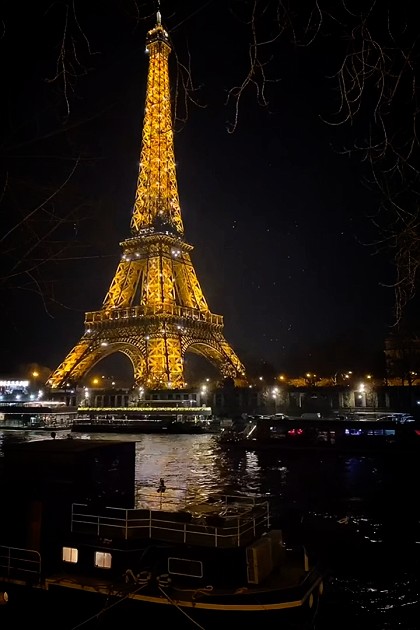 파리 여행 크리스마스 분위기 파리 야경 코스로 너무 멋진 에펠탑 개선문 샹젤리제#파리여행#파리여행코스#파리야경#에펠탑반짝 
